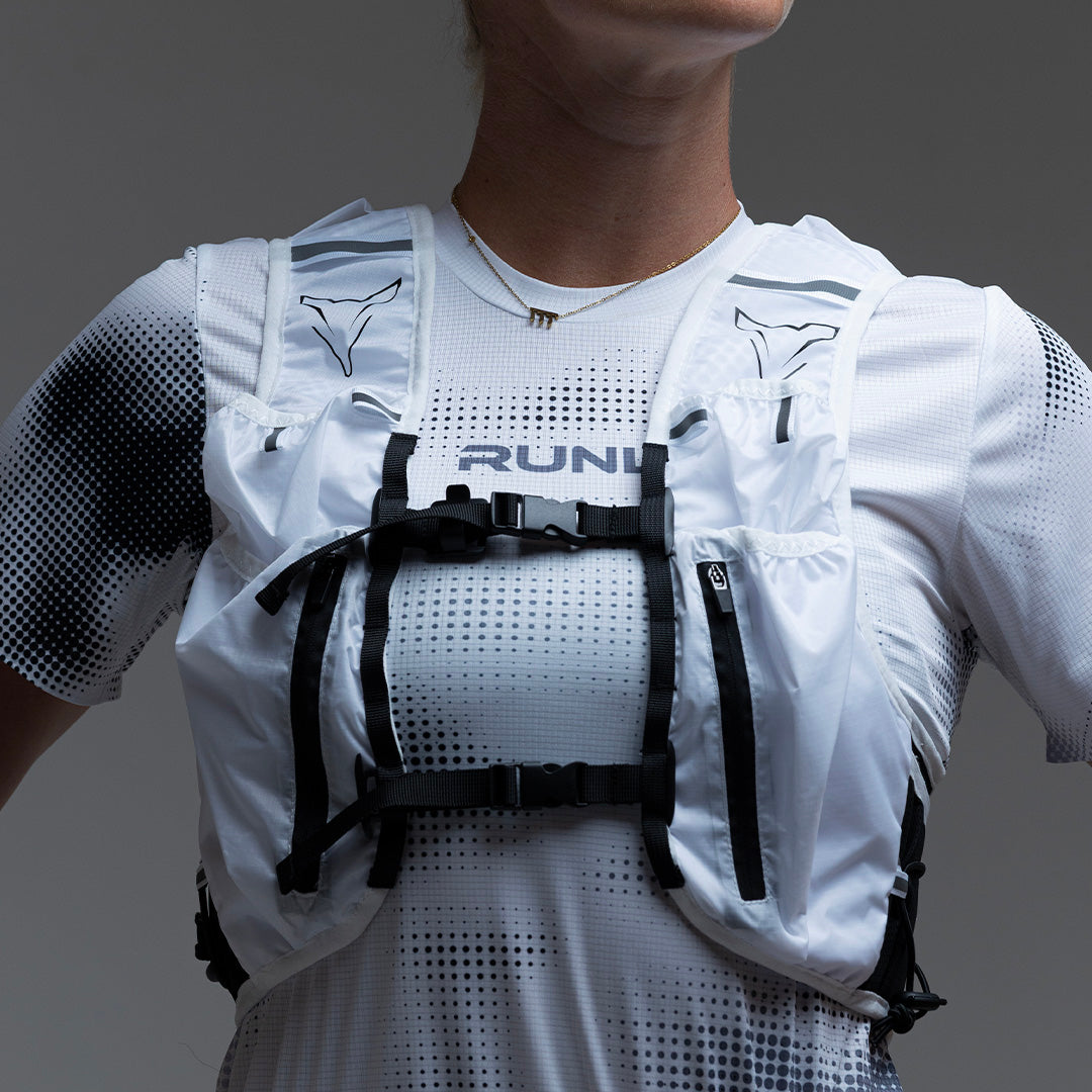 HYDRATION VEST | RUNLY R700 | WHITE