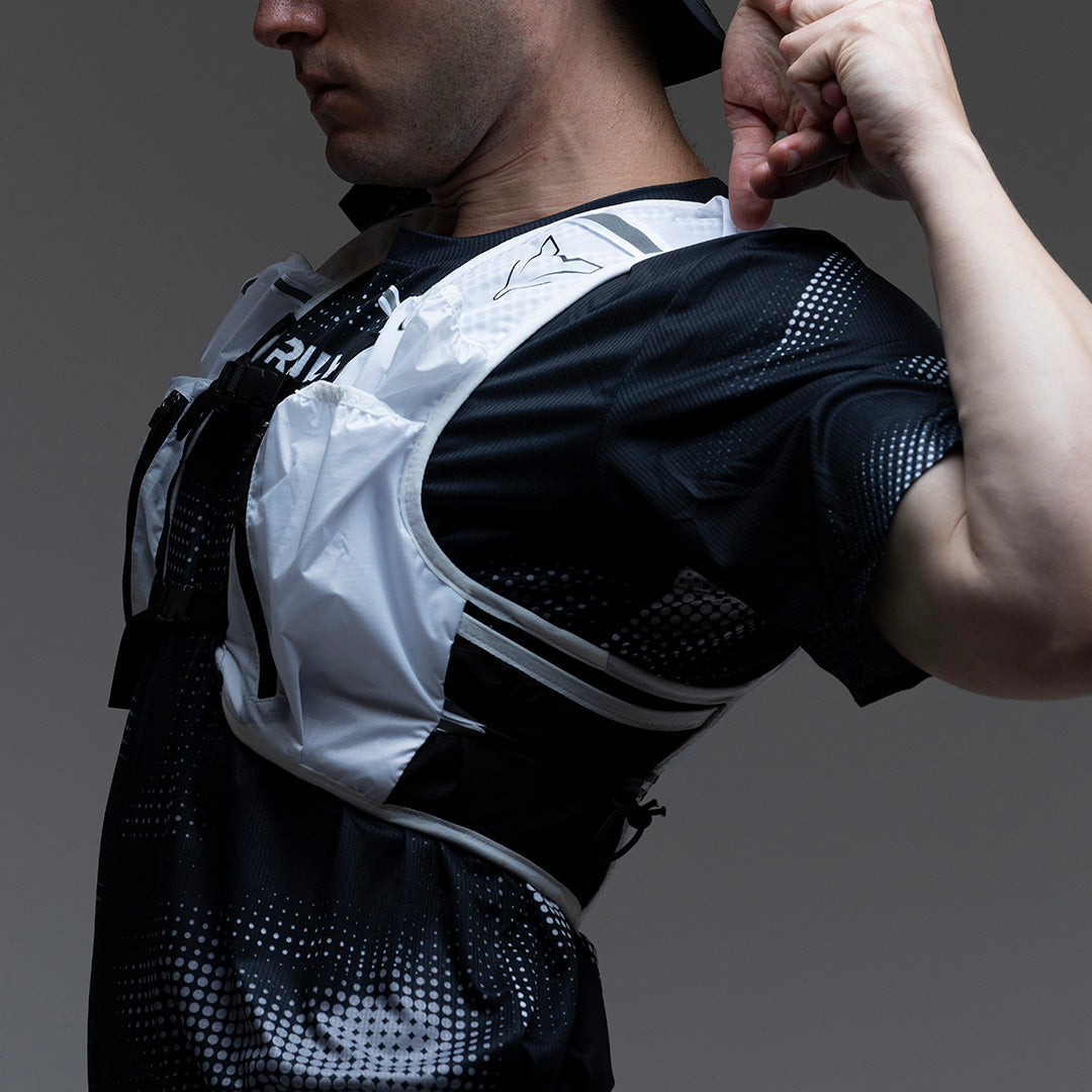 HYDRATION VEST | RUNLY R700 | WHITE