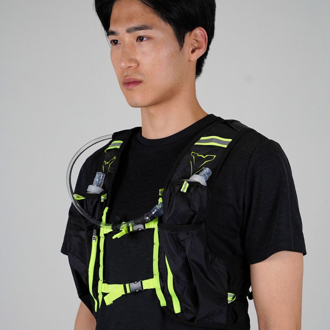 HYDRATION VEST | RUNLY R700 | BLACK