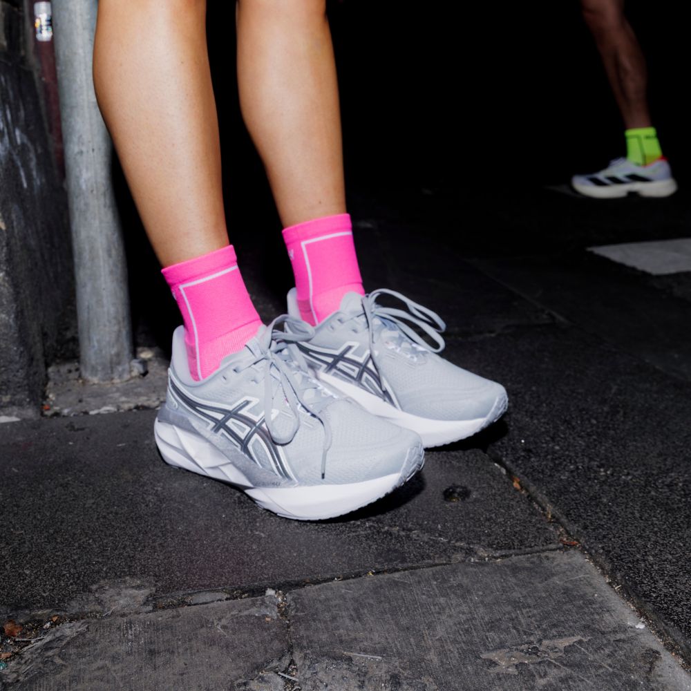 Performance Running Socks | Neon Pink
